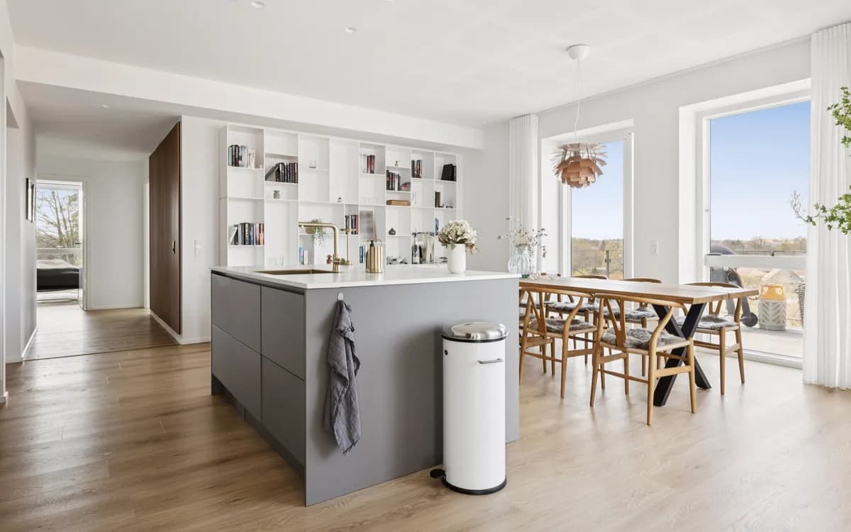 4-room apartment, 184 m² - Viborg